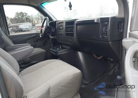 2008 Chevrolet Express Work Van из США, поврежденный, VIN 1GCFG15XX81132738